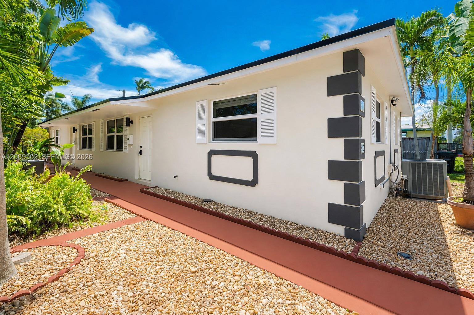 850 SW 12th Ct # 850, Fort Lauderdale FL 33315 photo 3