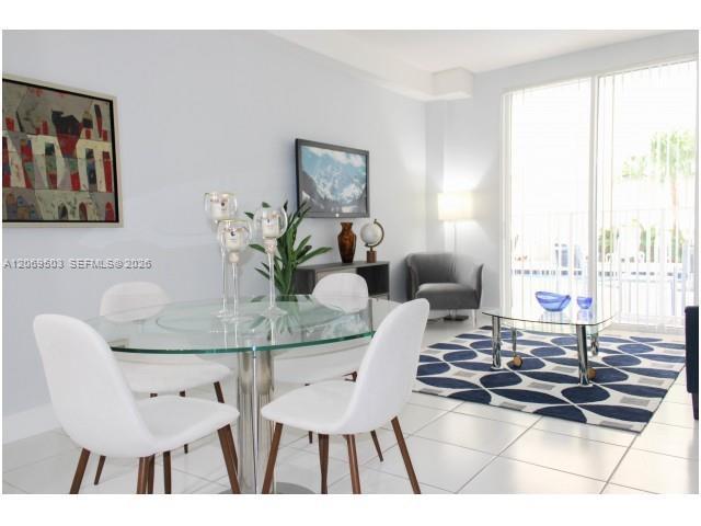 2601 NW 16th St Rd # 807, Miami FL 33125 photo 3