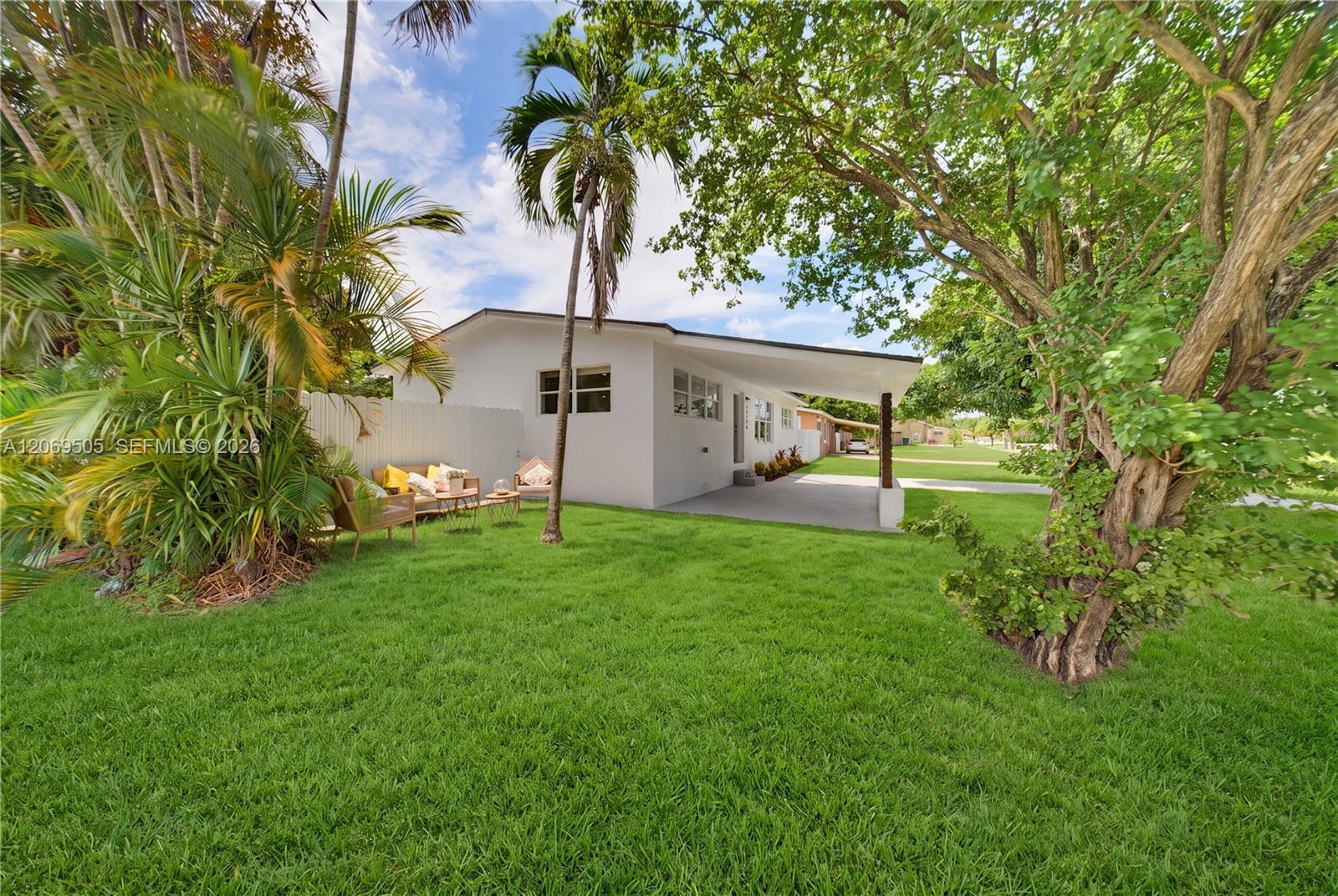 2200 NW 110th St, Miami FL 33167 photo 2