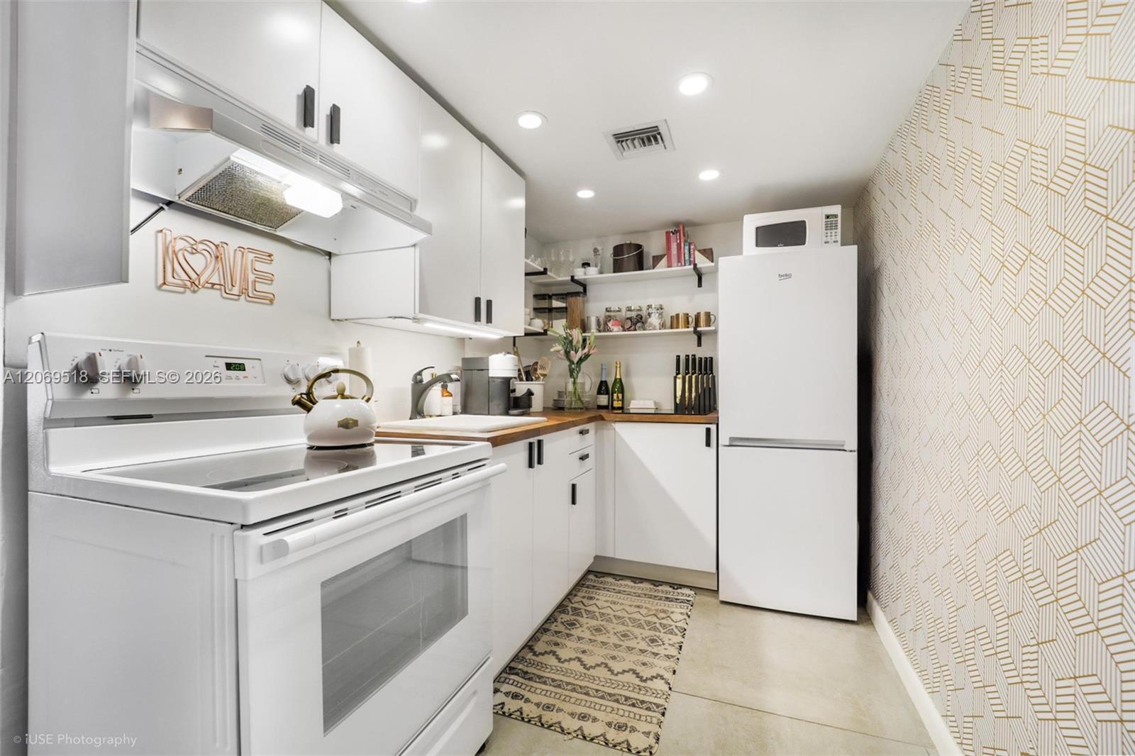 3304 Virginia St # 2B, Miami FL 33133 photo 3