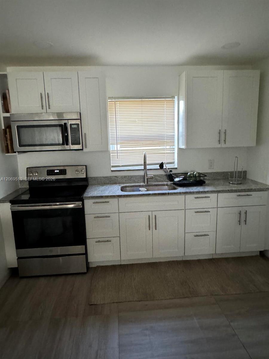 1281 W 35th St, Riviera Beach FL 33404 photo 3