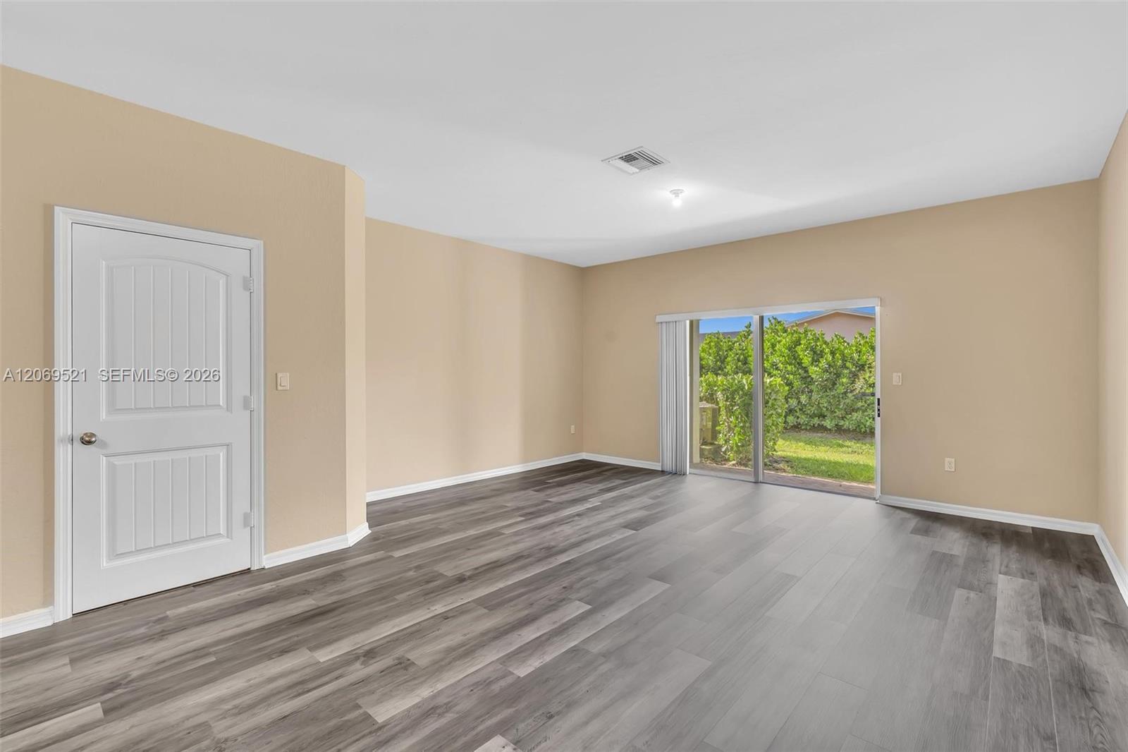 3530 NW 29th Ct, Lauderdale Lakes FL 33311 photo 4