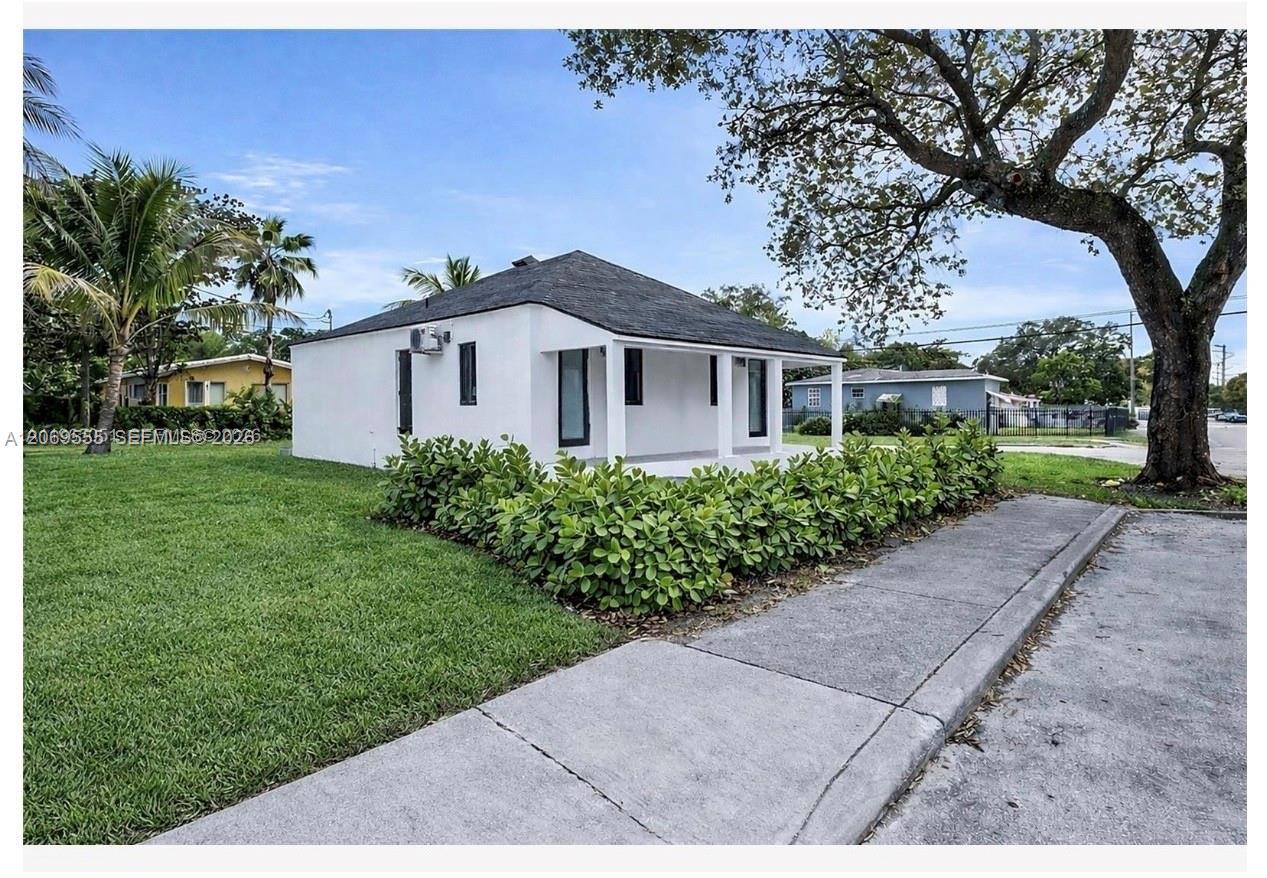 6905 NW 4th Ct # B, Miami FL 33150 photo 2