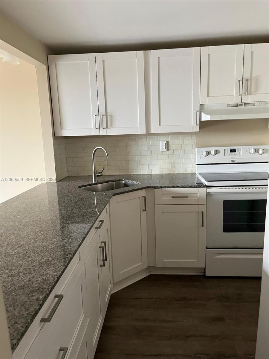 4550 NW 9th St # 701E, Miami FL 33126