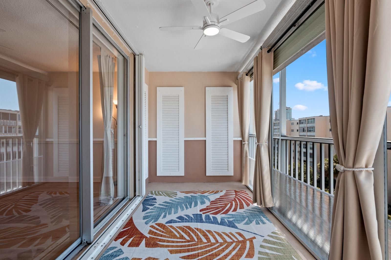 620 NE 12th Avenue # 602, Hallandale Beach FL 33009 photo 2