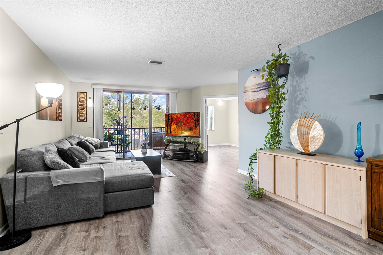 4161 Coral Tree Circle # 261, Coconut Creek FL 33073