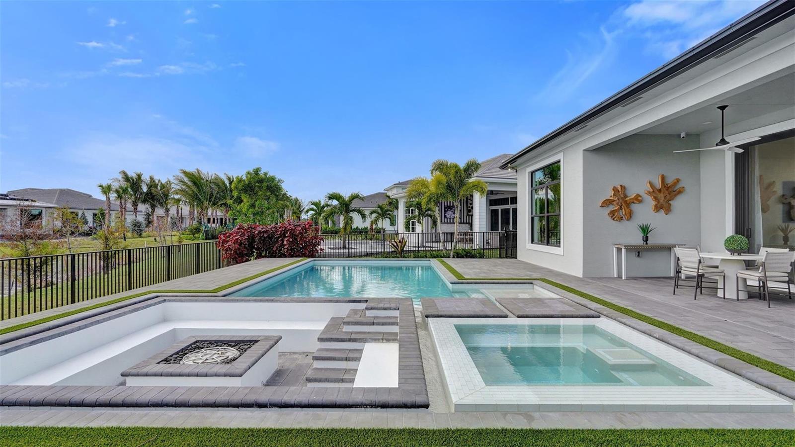 10204 Voltaire Place, Palm Beach Gardens FL 33412 photo 4