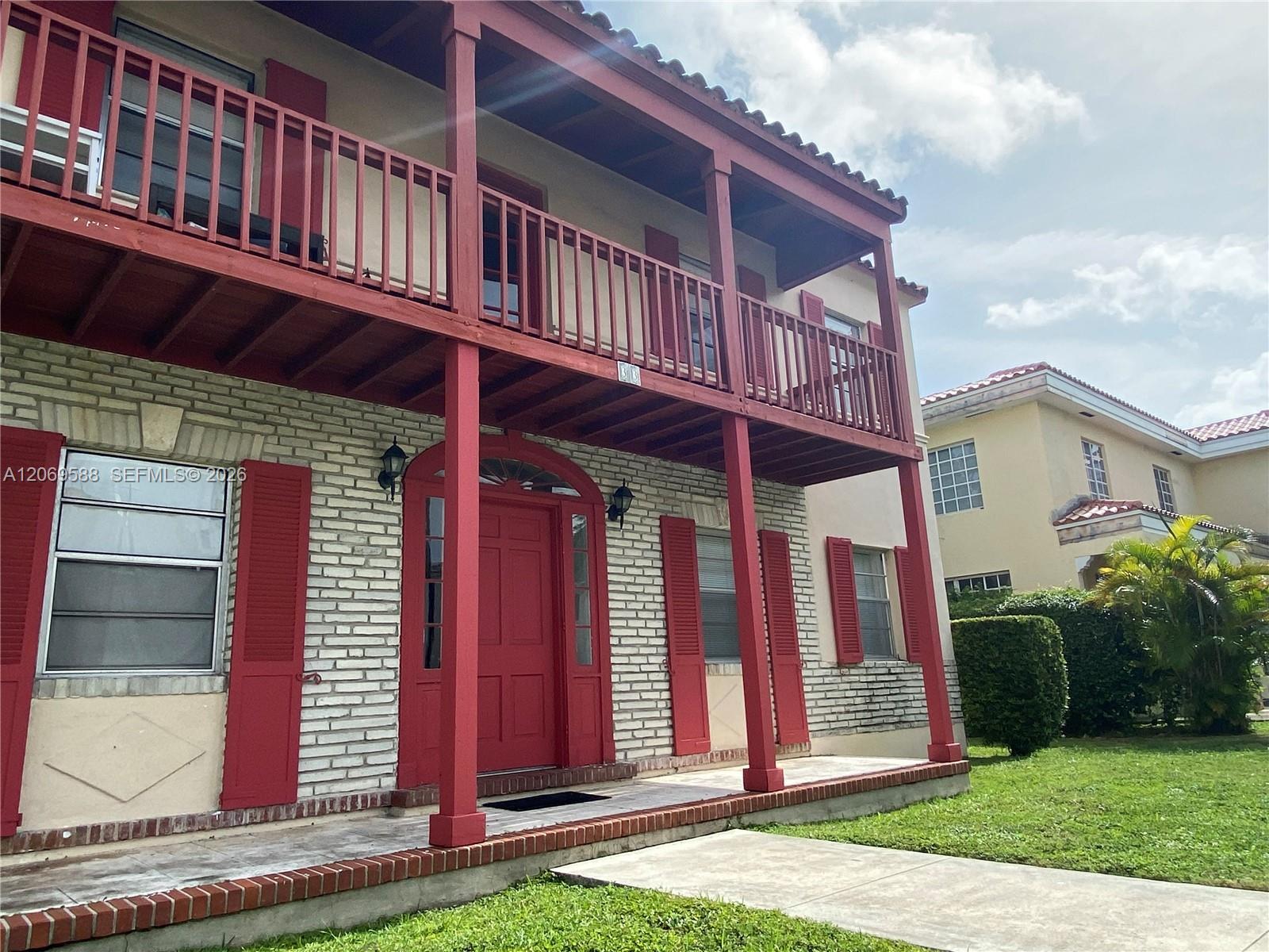 33 Madeira Ave # 3, Coral Gables FL 33134 photo 2