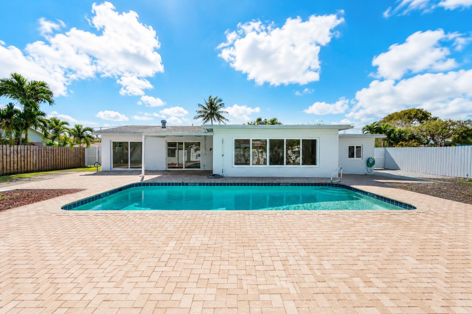 461 NE 44TH Street, Boca Raton FL 33431