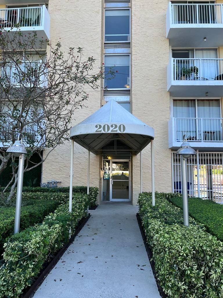 2020 NE 135th St # 609, North Miami FL 33181 photo 5