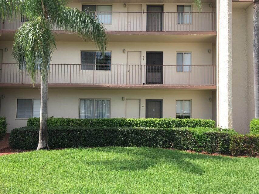 4070 Tivoli Court # 202, Lake Worth FL 33467