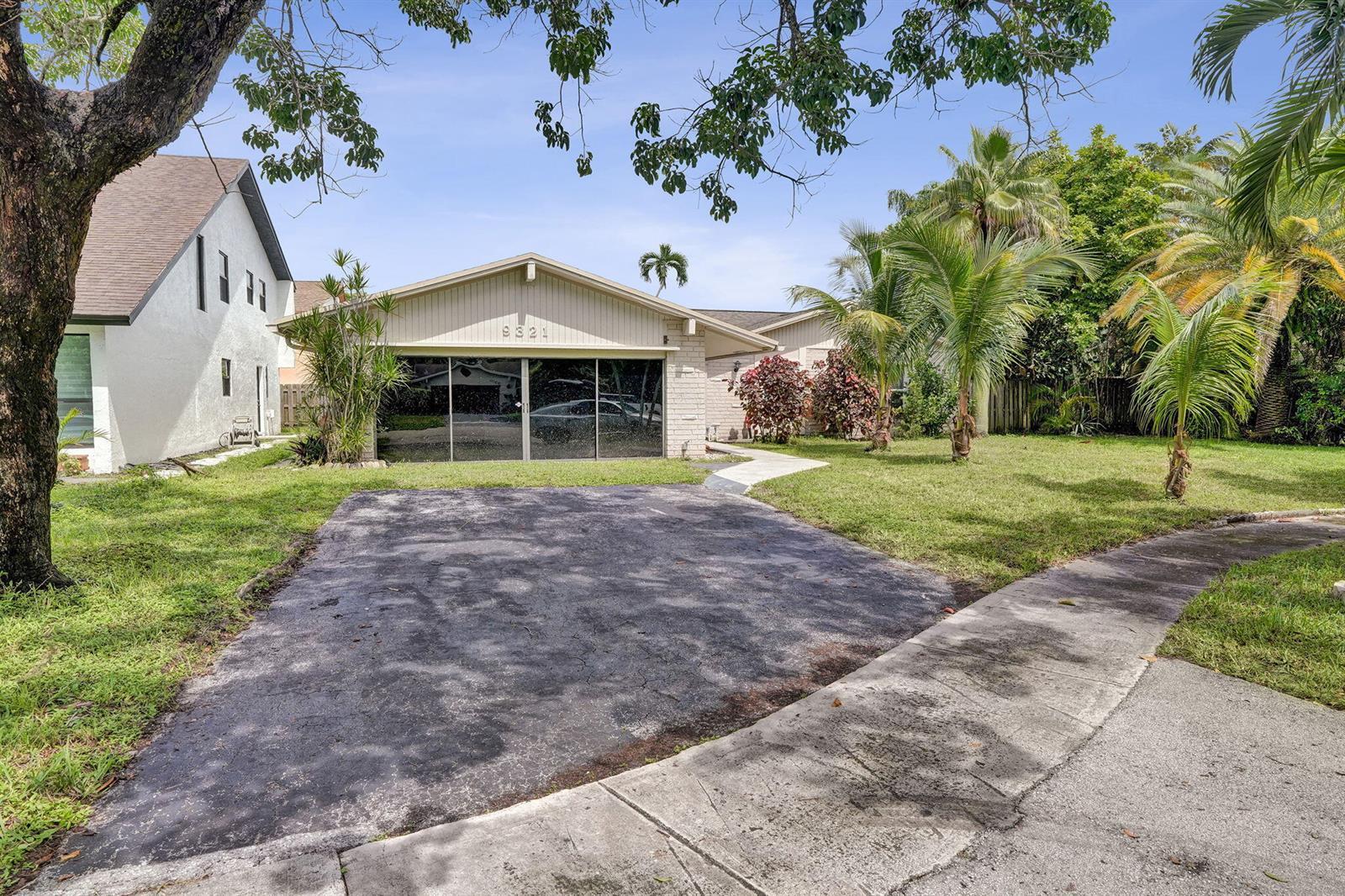9321 NW 35TH Manor, Sunrise FL 33351 photo 2