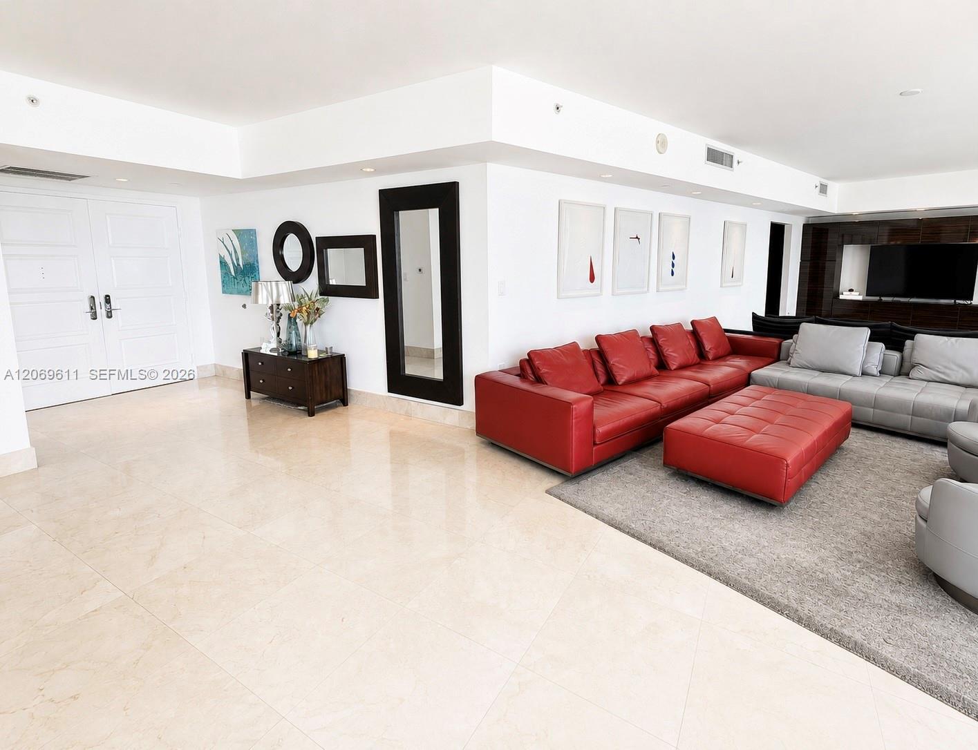 150 Sunny Isles Blvd, Sunny Isles Beach FL 33160 photo 4