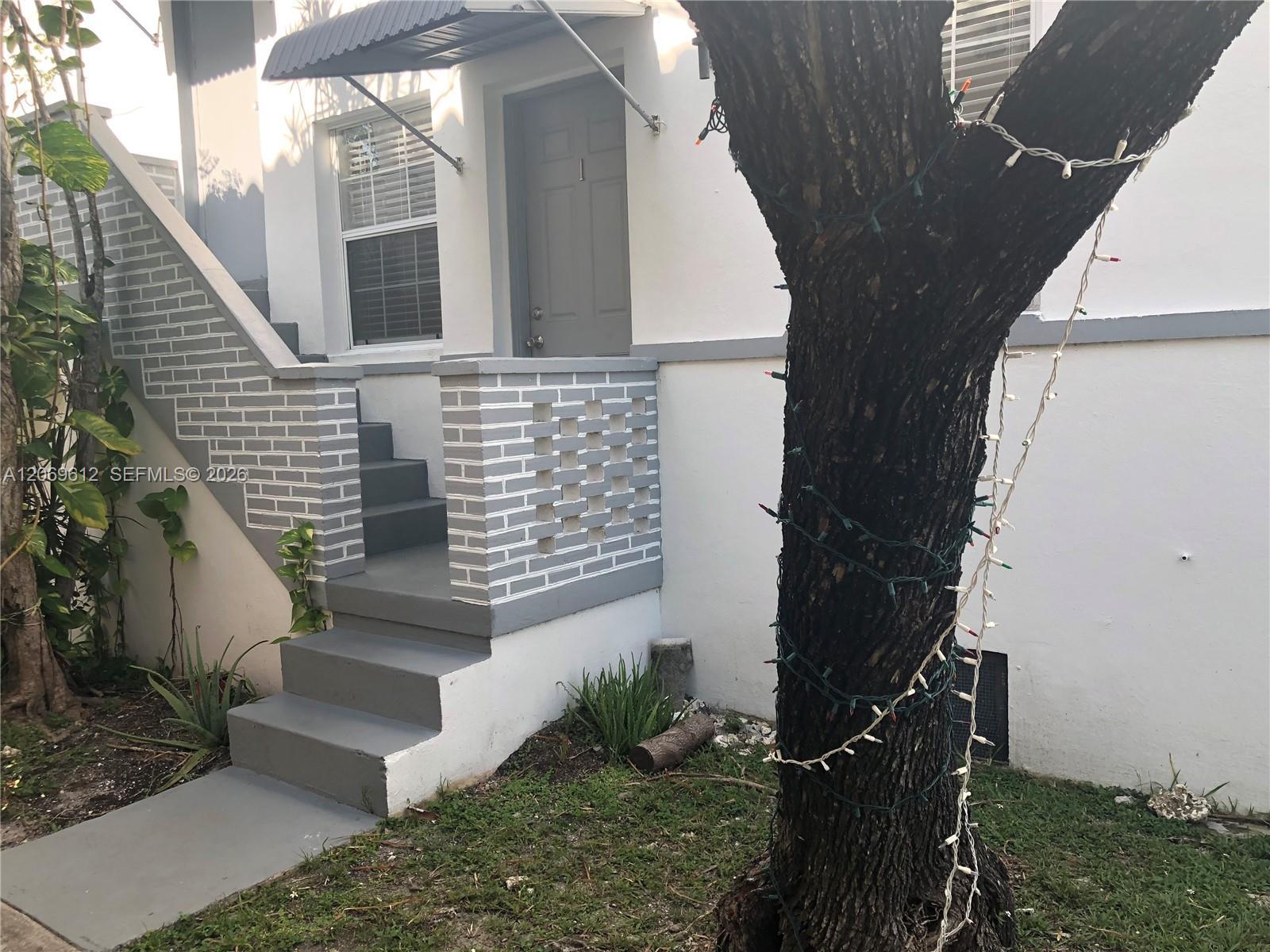 15 Sidonia Ave # 3, Coral Gables FL 33134 photo 2