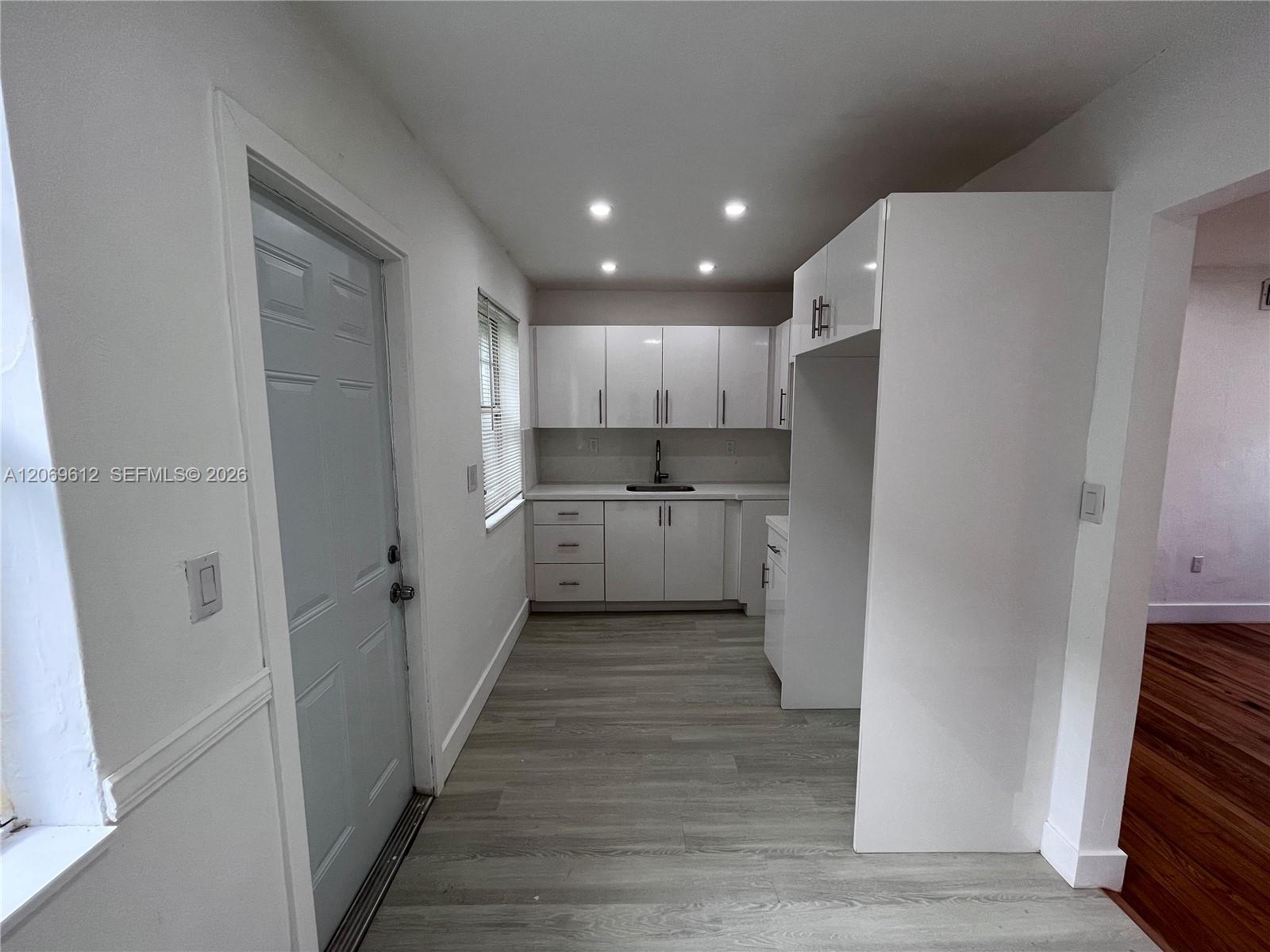 15 Sidonia Ave # 3, Coral Gables FL 33134 photo 4