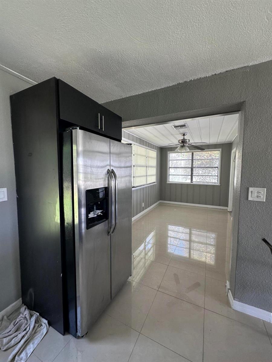 2431 NE 10TH Avenue NE, Pompano Beach FL 33064 photo 4
