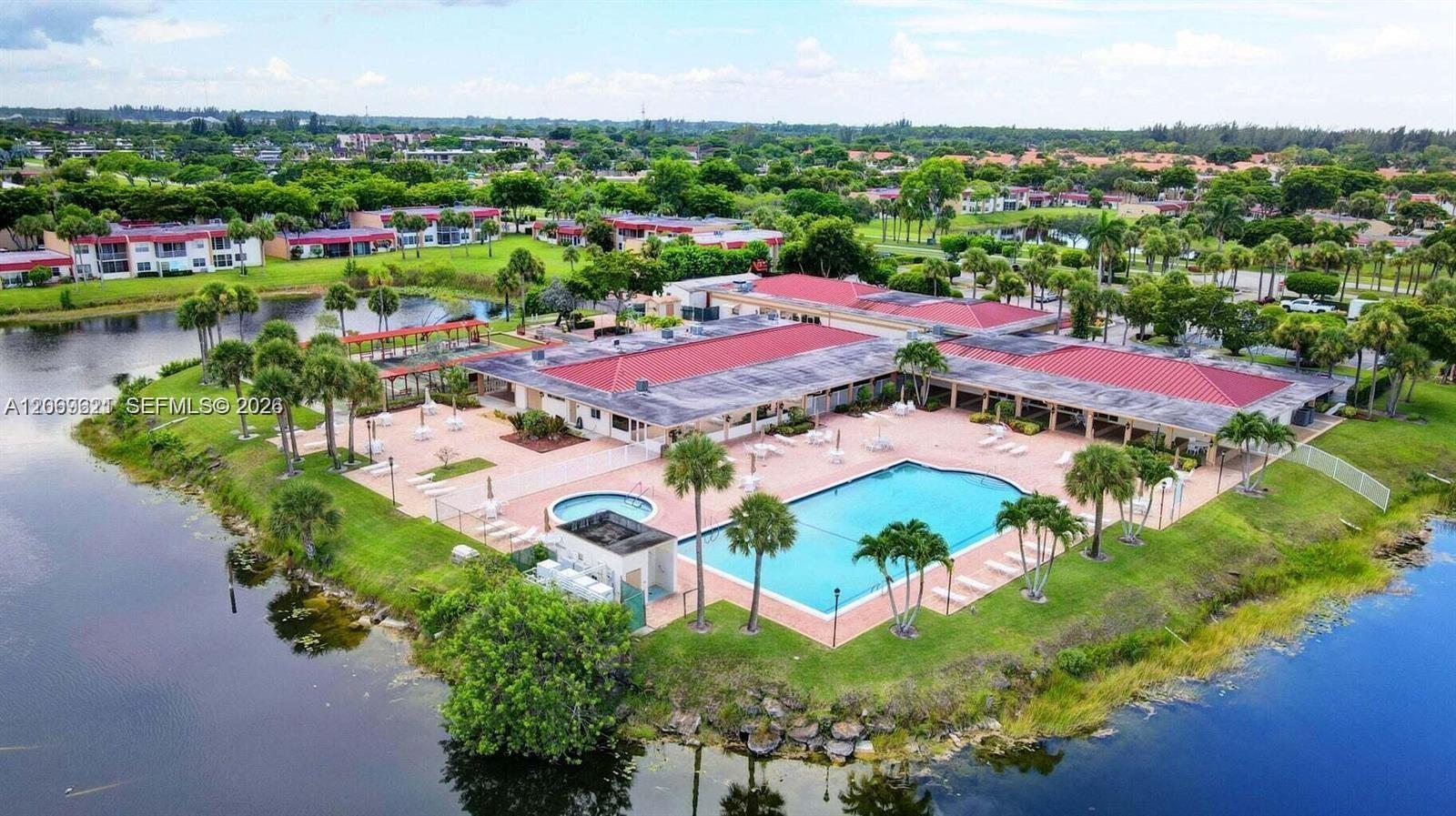 136 Lake Dora Dr # 136, West Palm Beach FL 33411 photo 3