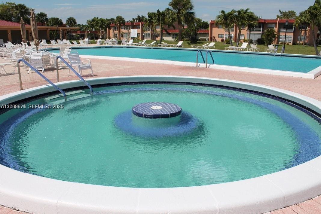 136 Lake Dora Dr # 136, West Palm Beach FL 33411 photo 4