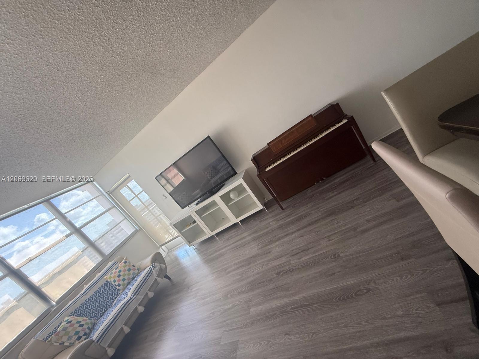 1351 NE Miami Gardens Dr # 1113E, Miami FL 33179 photo 5