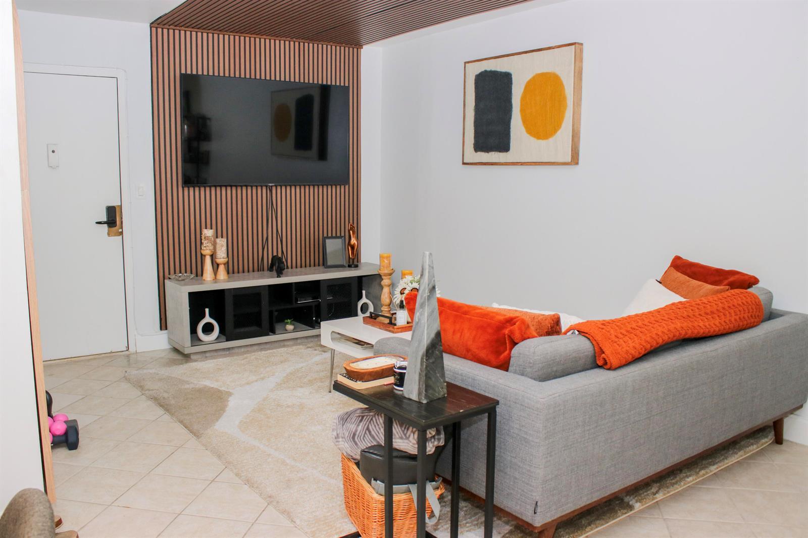 17011 N BAY # 104, Sunny Isles Beach FL 33160