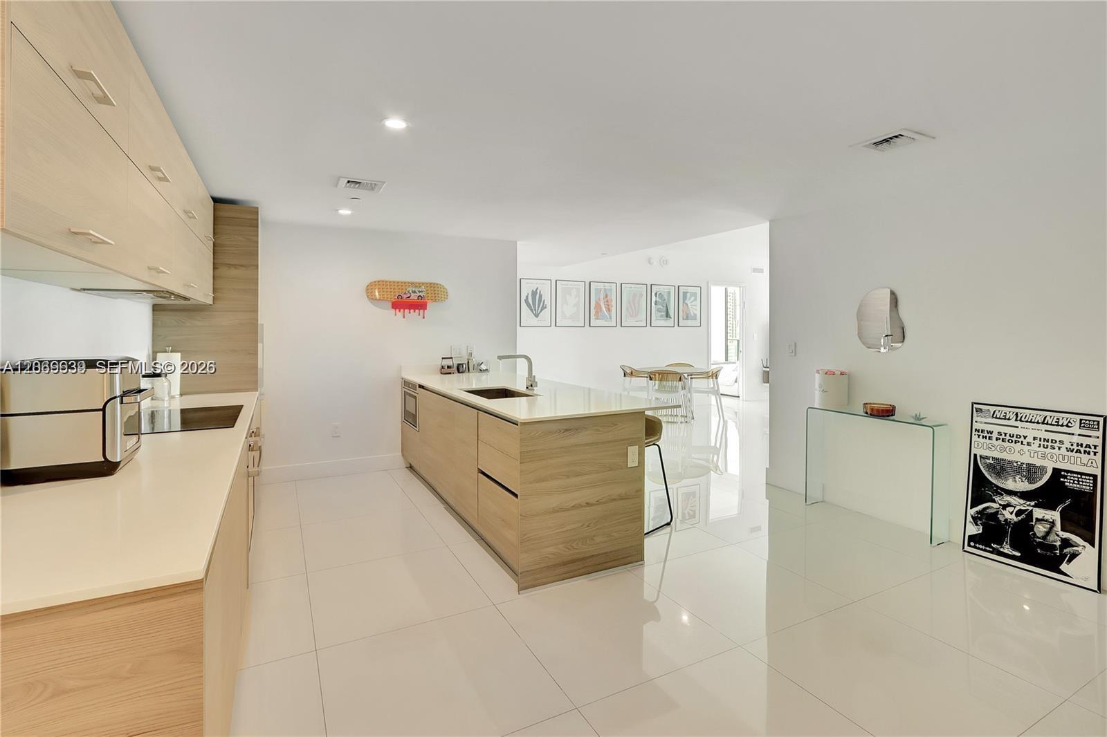 1300 S Miami Ave # 1610, Miami FL 33130 photo 3