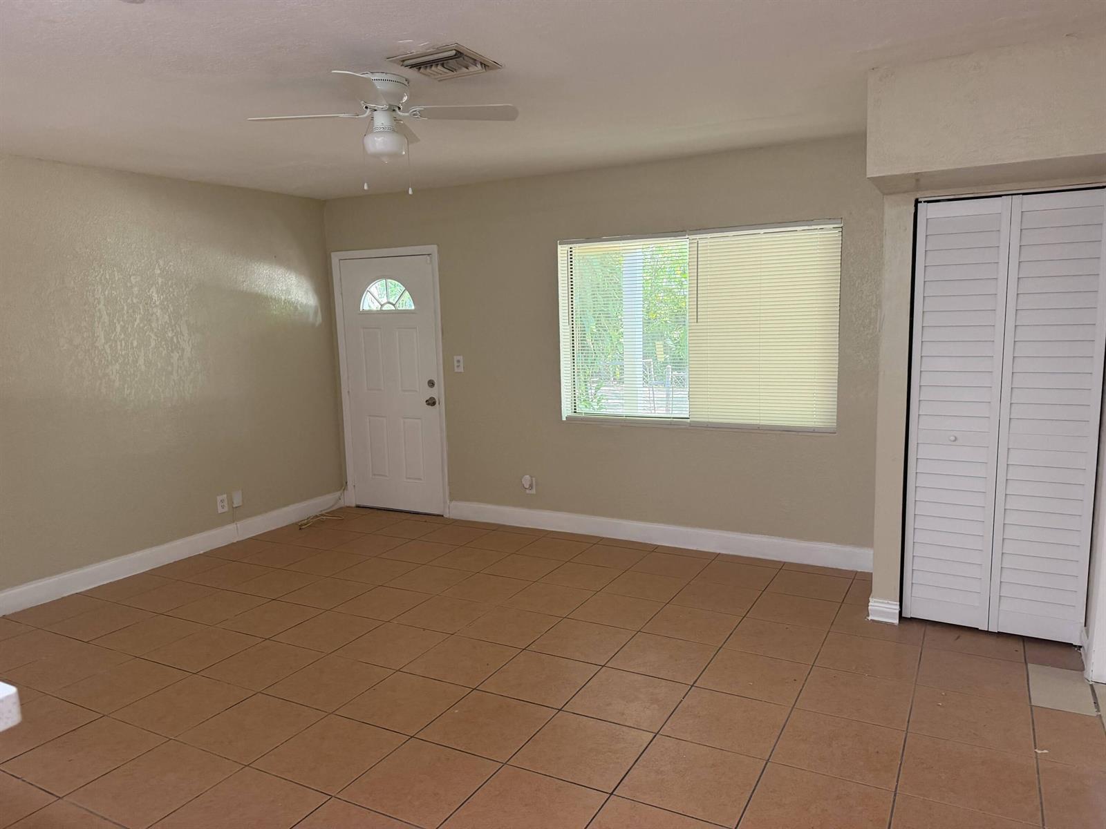 1200 NW 7TH Terrace, Fort Lauderdale FL 33311 photo 4