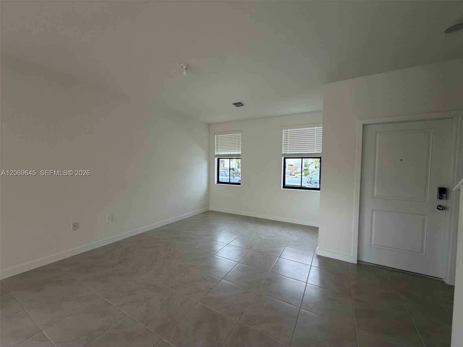 1432 NE 4th Ave # 0, Florida City FL 33034 photo 3