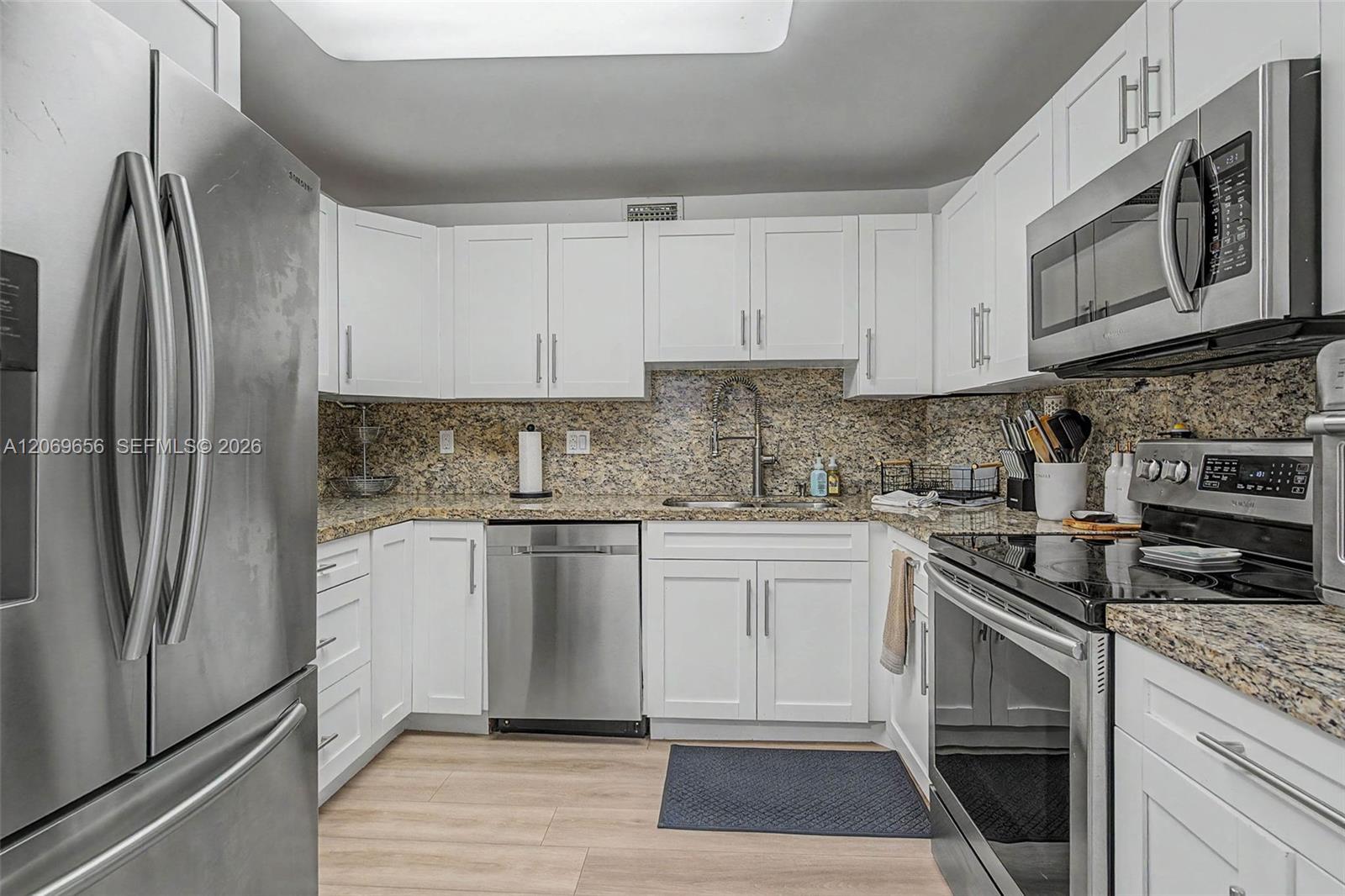 10852 N Kendall Dr # 314, Miami FL 33176 photo 5