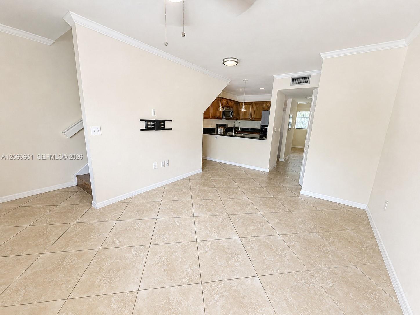 1000 Palm Trl # 3, Delray Beach FL 33483 photo 2