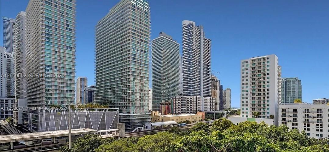 115 SW 11th St # 902, Miami FL 33130
