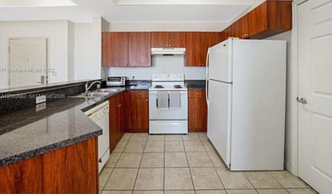 115 SW 11th St # 902, Miami FL 33130 photo 5