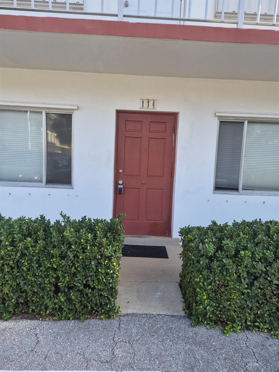 3362 CYNTHIA Lane # 114, FL 33461 photo 5