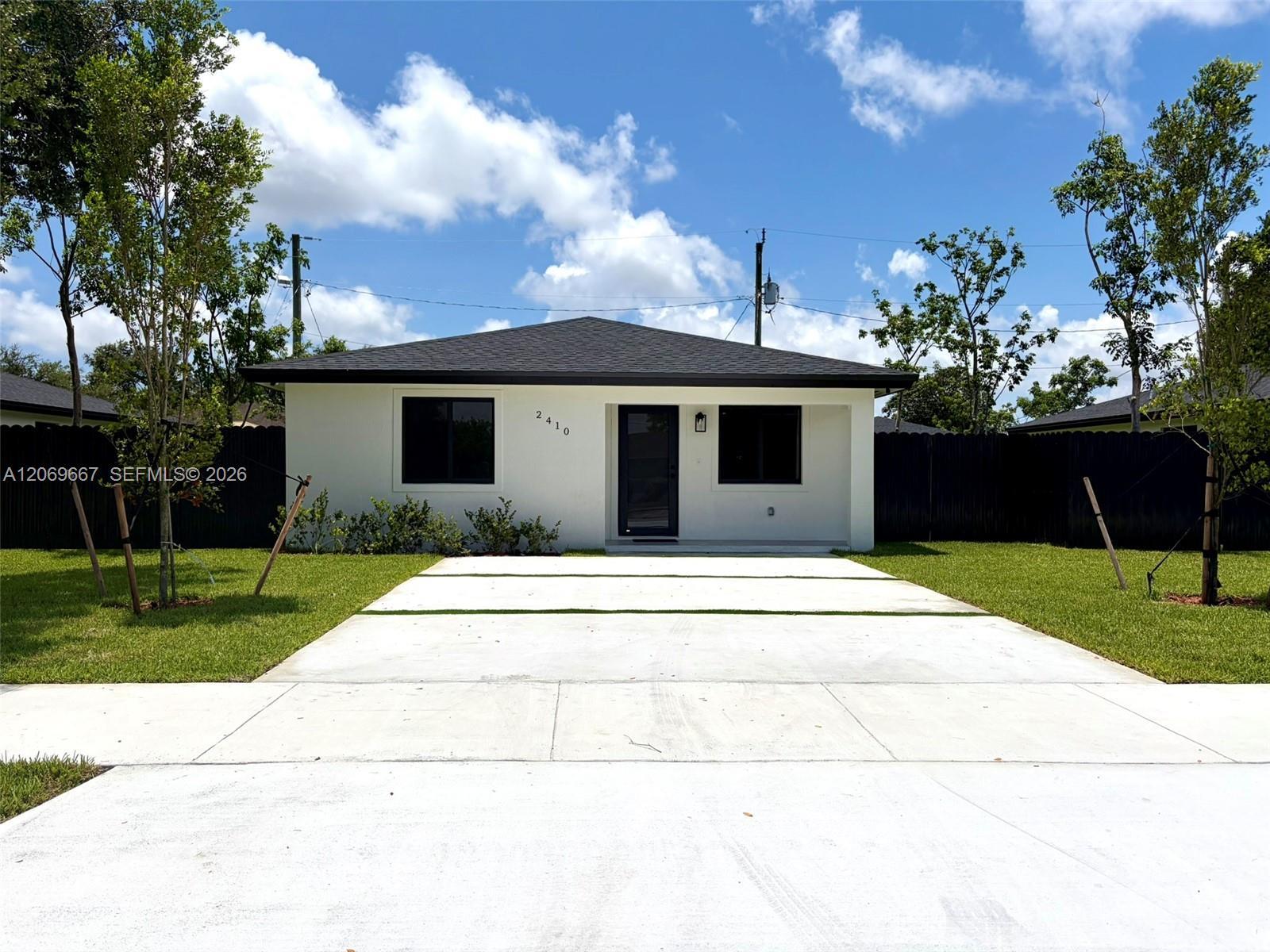 2420 NW 154th St, Miami Gardens FL 33054 photo 3