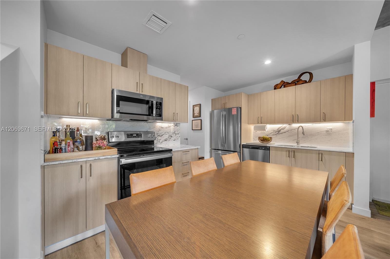 320 NE 126th St # 32, North Miami FL 33161 photo 3