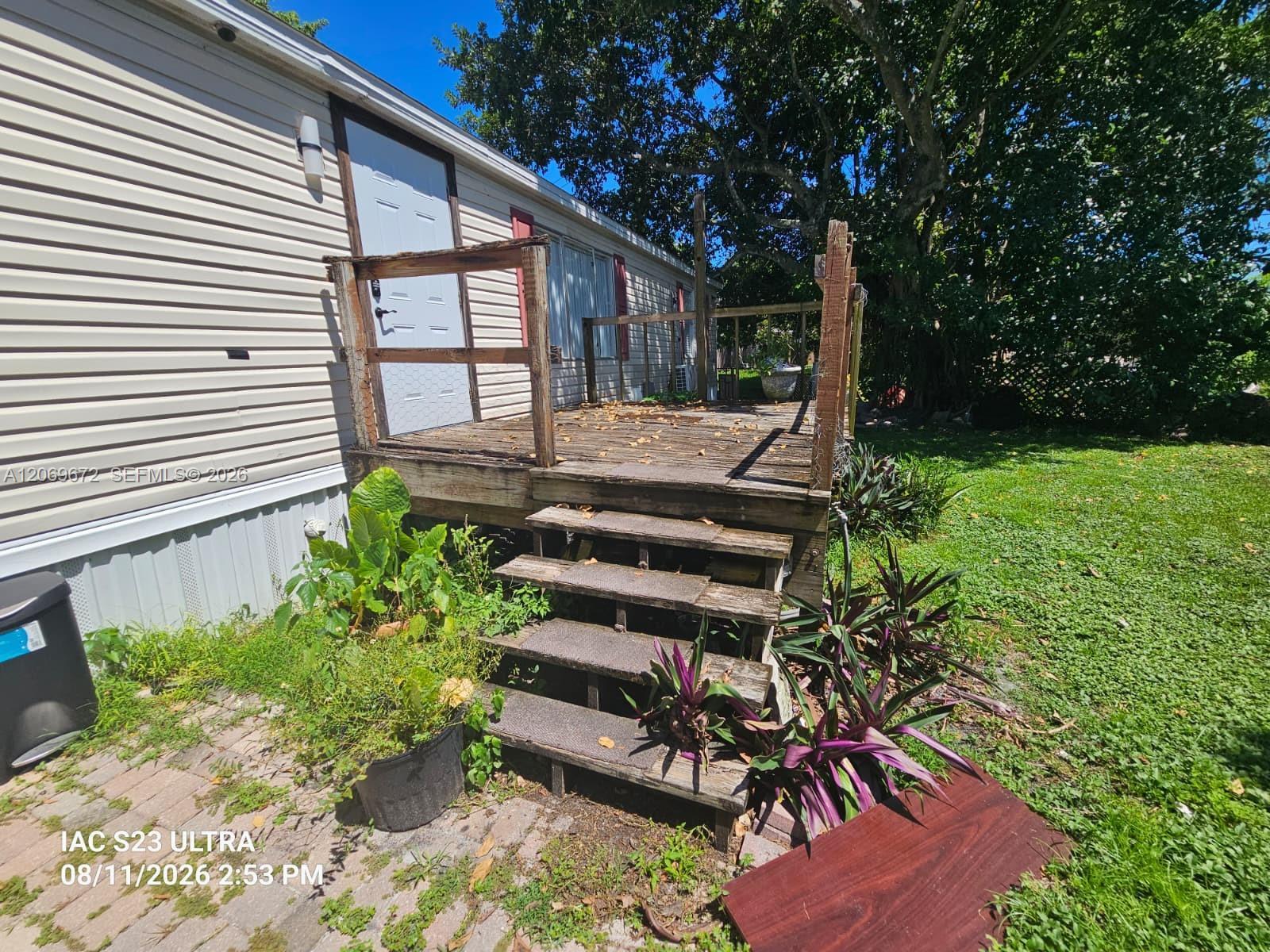6 CT SW 6th Ct, Davie FL 33325 photo 3