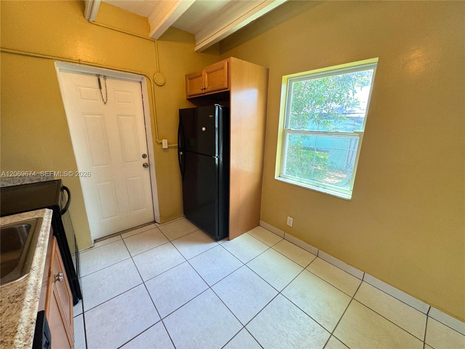 730 NW 15th Ter, Fort Lauderdale FL 33311 photo 3