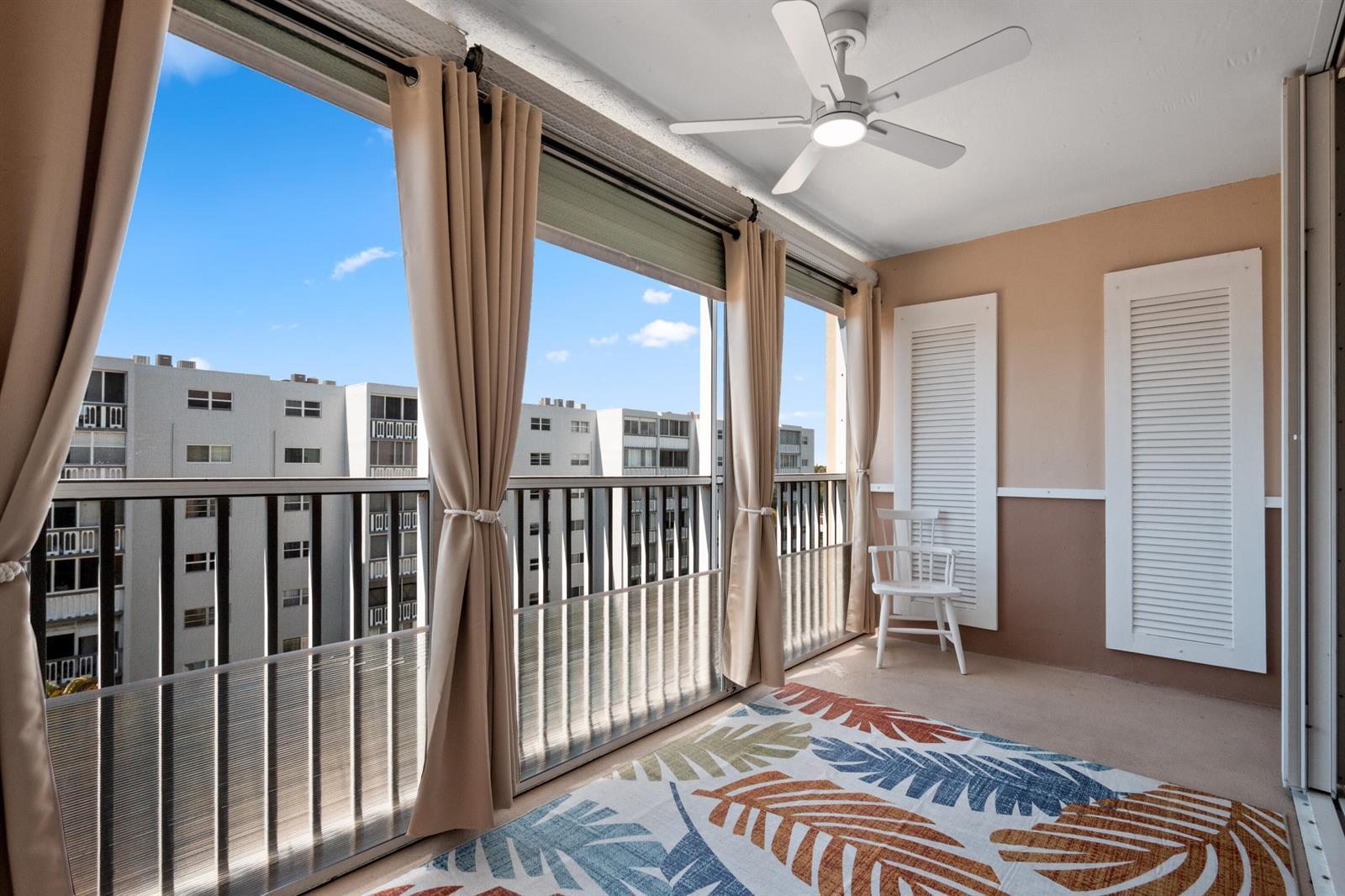 620 NE 12TH Avenue # 602, Hallandale Beach FL 33009