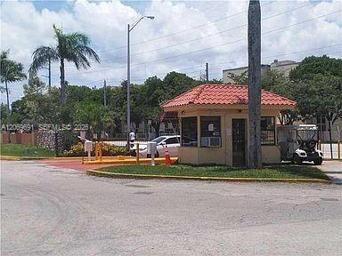 7000 NW 186th St # 323, Hialeah FL 33015 photo 2