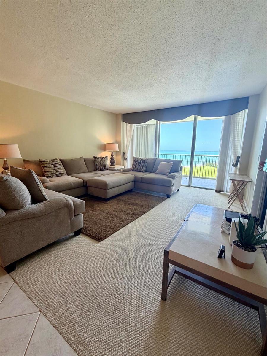 5400 N Ocean Drive, Singer Island FL 33404 photo 2