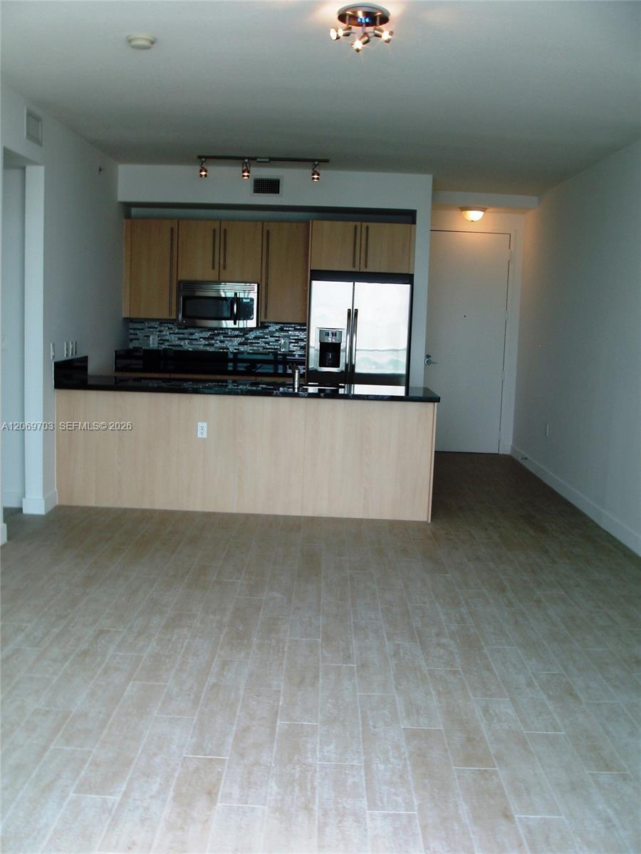 79 SW 12 # 3611, Miami FL 33130 photo 5