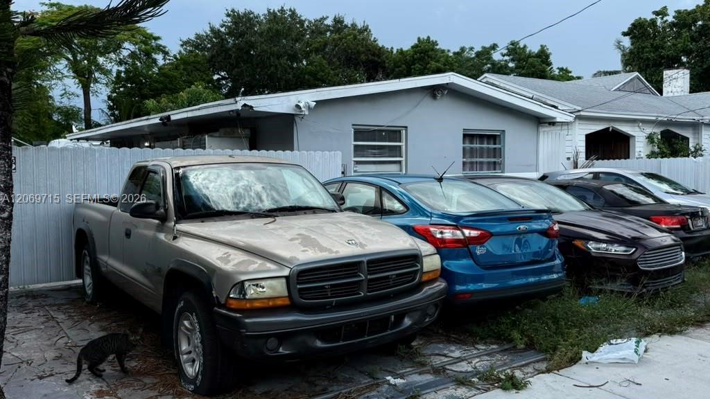 6220 NE Miami Pl, Miami FL 33138 photo 3