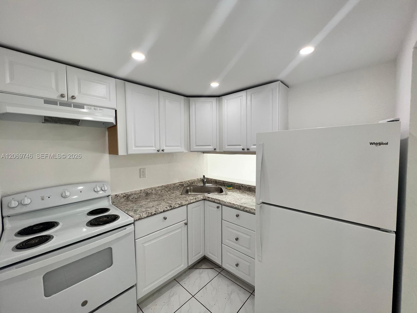 4550 NW 9th St # 605E, Miami FL 33126 photo 5