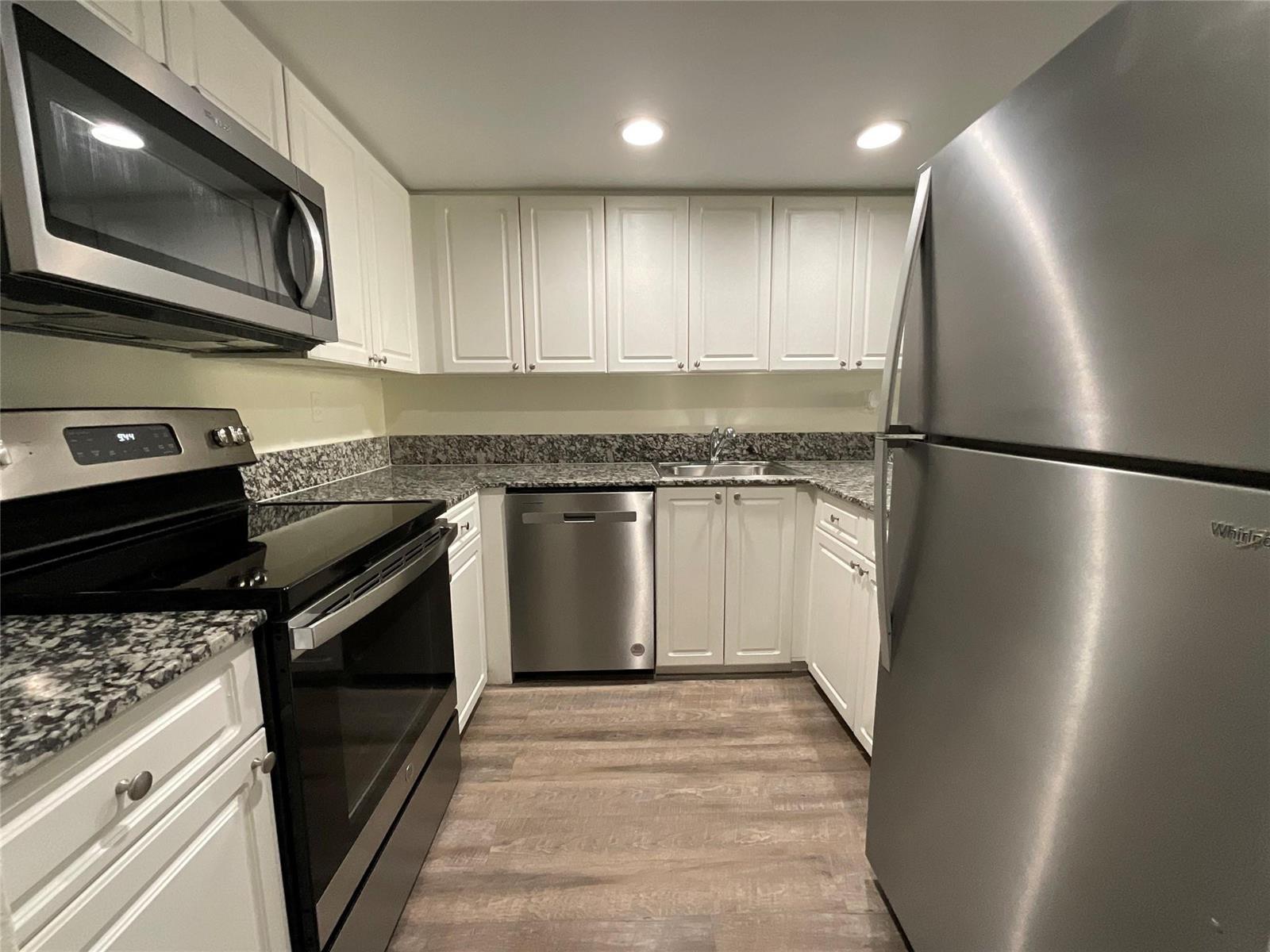 19455 NE 10 Avenue # 104, North Miami Beach FL 33179