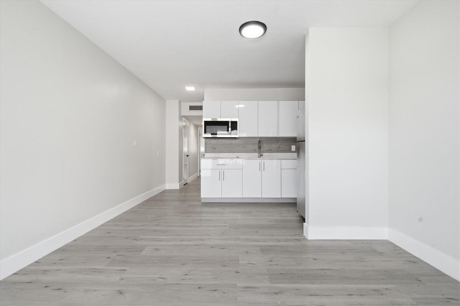 1638 PLUNKETT Street # 11, Hollywood FL 33020 photo 5