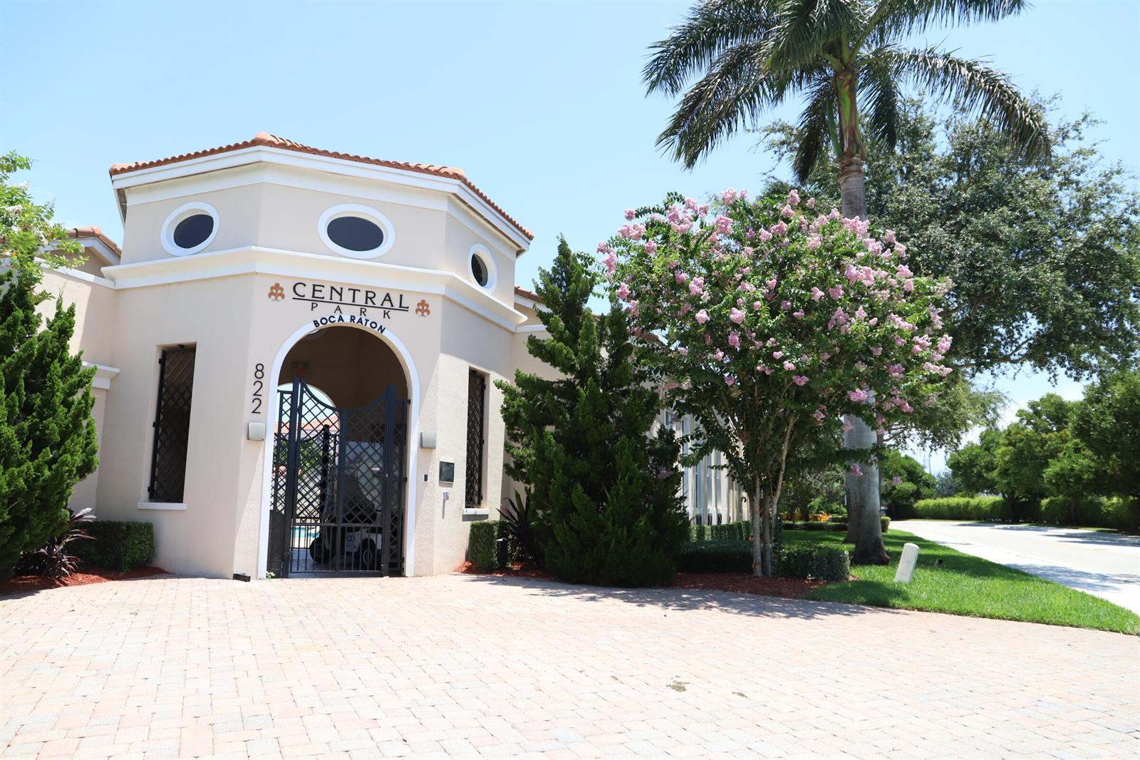 806 NW 82ND Place, Boca Raton FL 33487