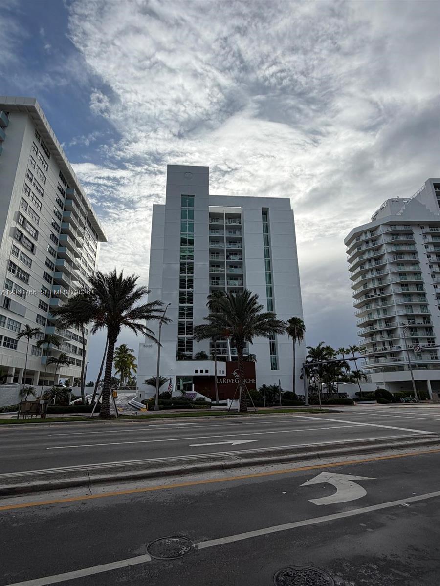 5880 Collins Ave # 406, Miami Beach FL 33140 photo 4