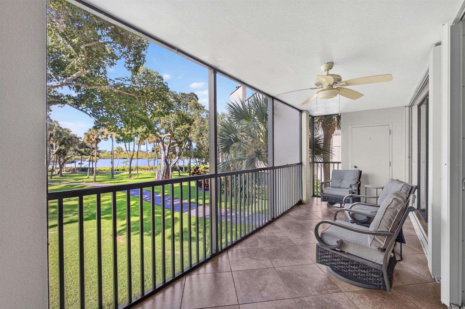 1000 N Us Highway 1, Jupiter FL 33477 photo 2