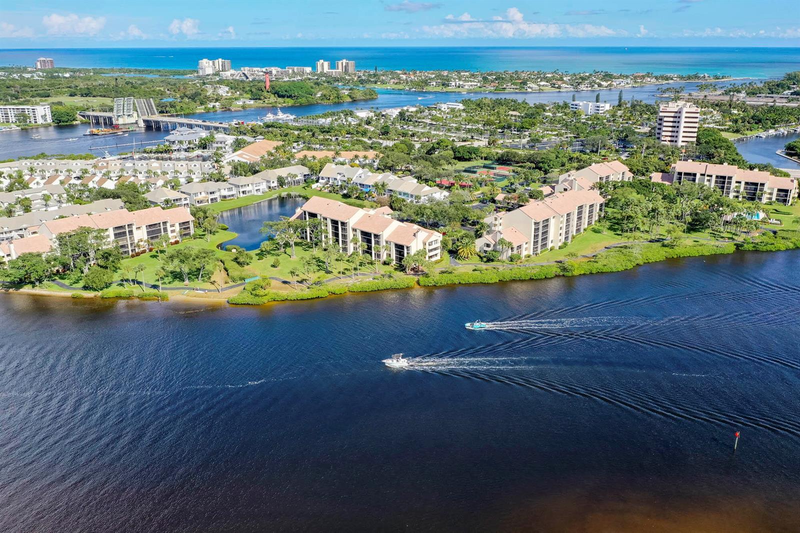 1000 N Us Highway 1, Jupiter FL 33477