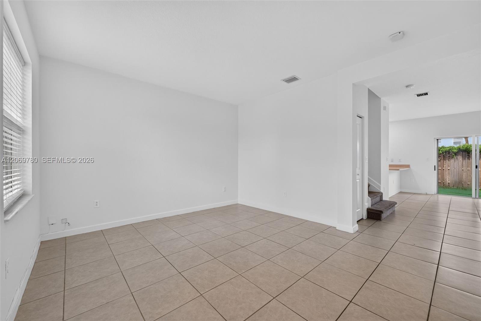 1586 SE 27th Ter # 1586, Homestead FL 33035 photo 5