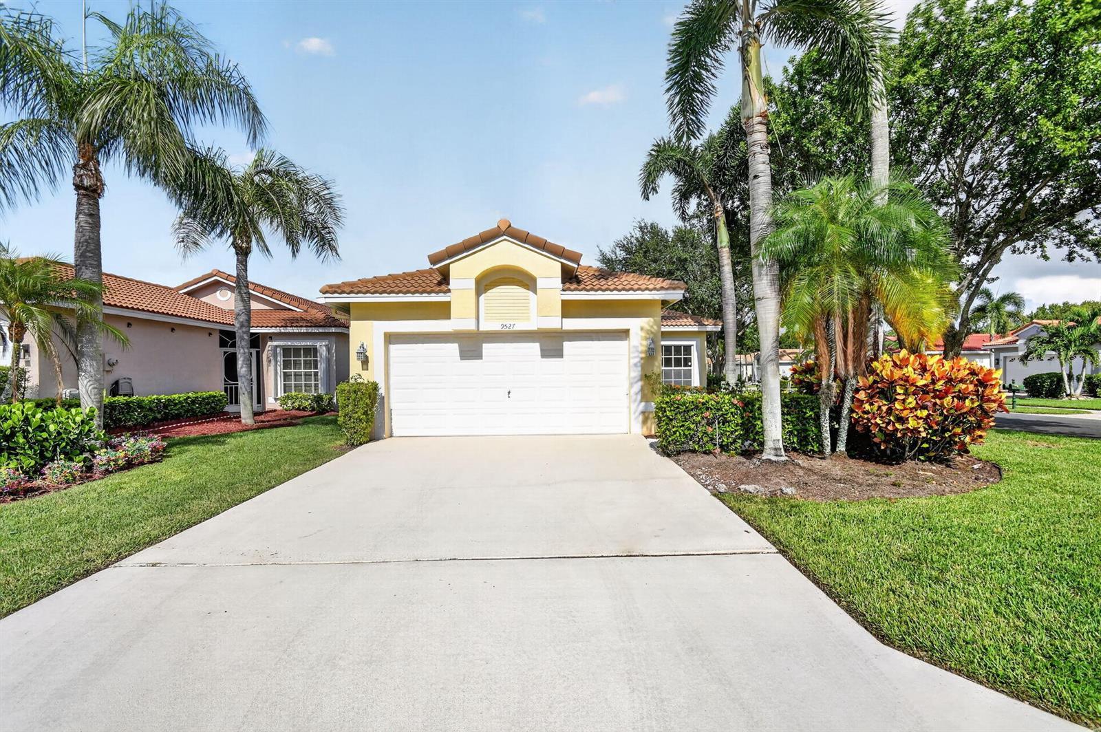9527 Cherry Blossom Court, Boynton Beach FL 33437 photo 2